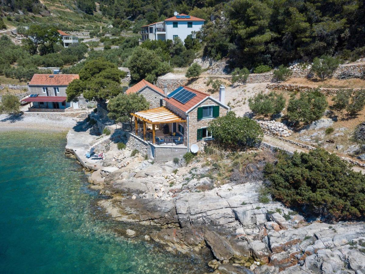 Seaside Cottage Maslina Gdinj Eksteriør billede